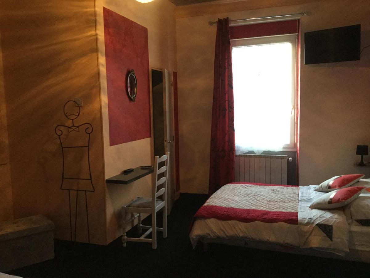Hotel Le Kamelia Salles  Esterno foto
