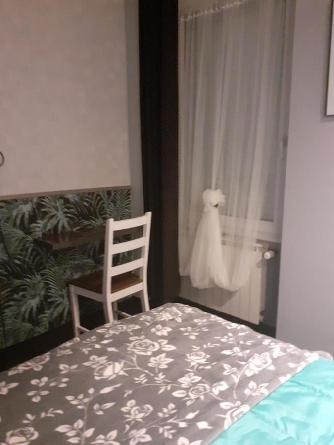 Hotel Le Kamelia Salles  Esterno foto